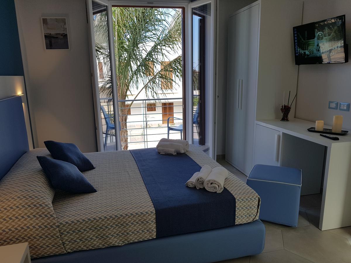 B&B Aloe Comfort Rooms 산비토로카포 외부 사진