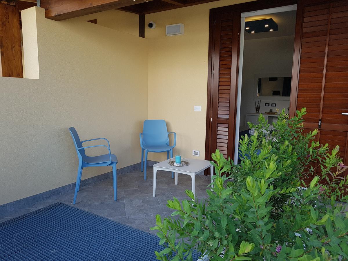 B&B Aloe Comfort Rooms 산비토로카포 외부 사진