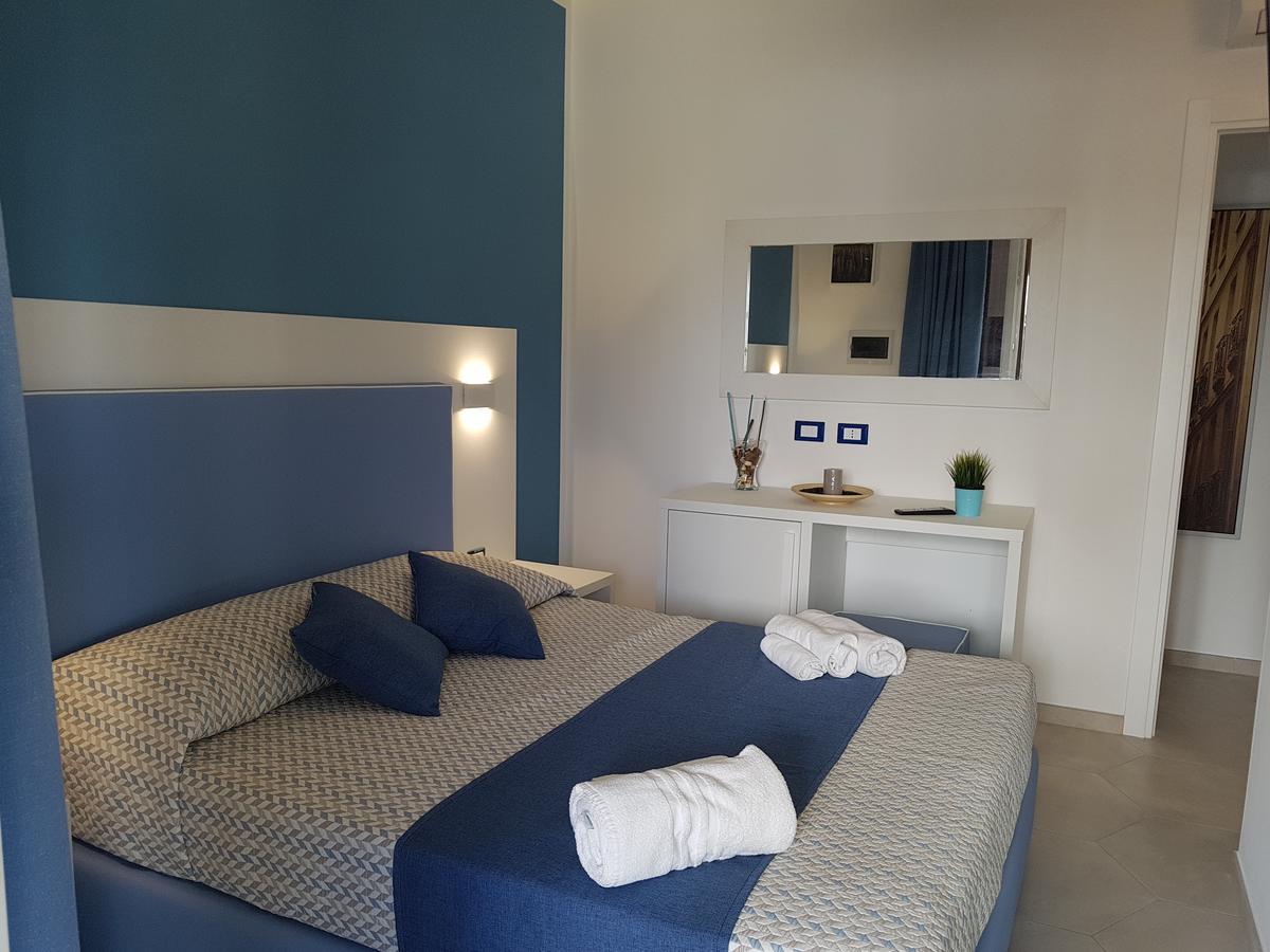 B&B Aloe Comfort Rooms 산비토로카포 외부 사진