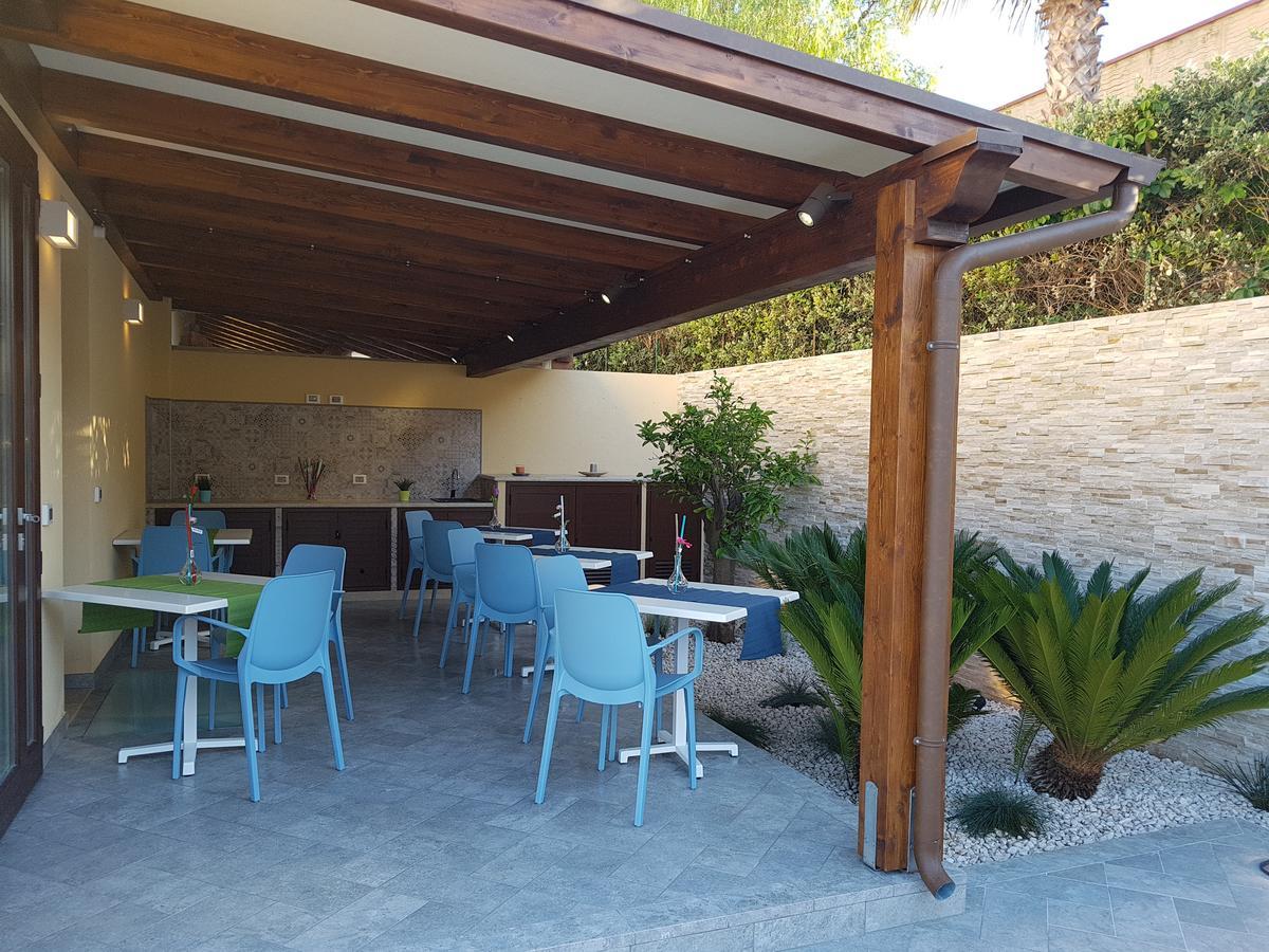 B&B Aloe Comfort Rooms 산비토로카포 외부 사진