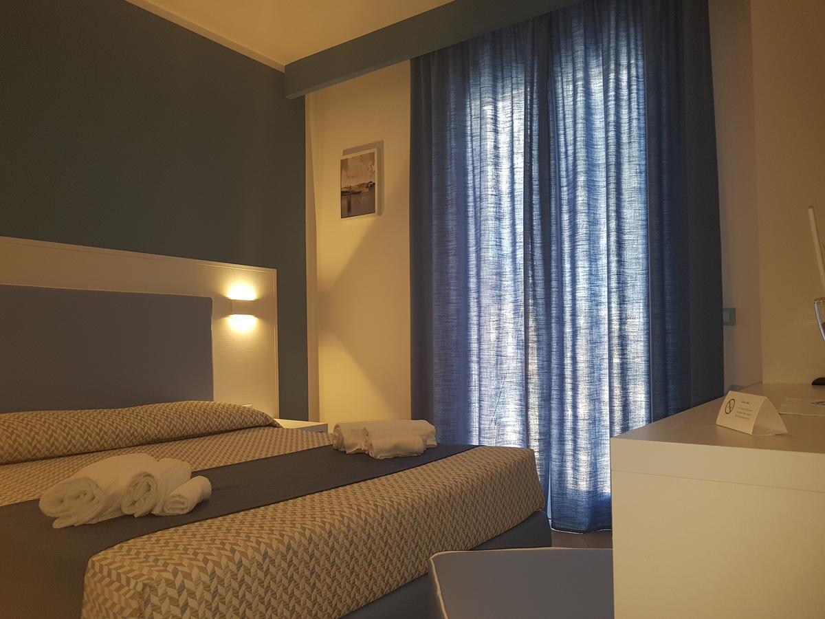 B&B Aloe Comfort Rooms 산비토로카포 외부 사진