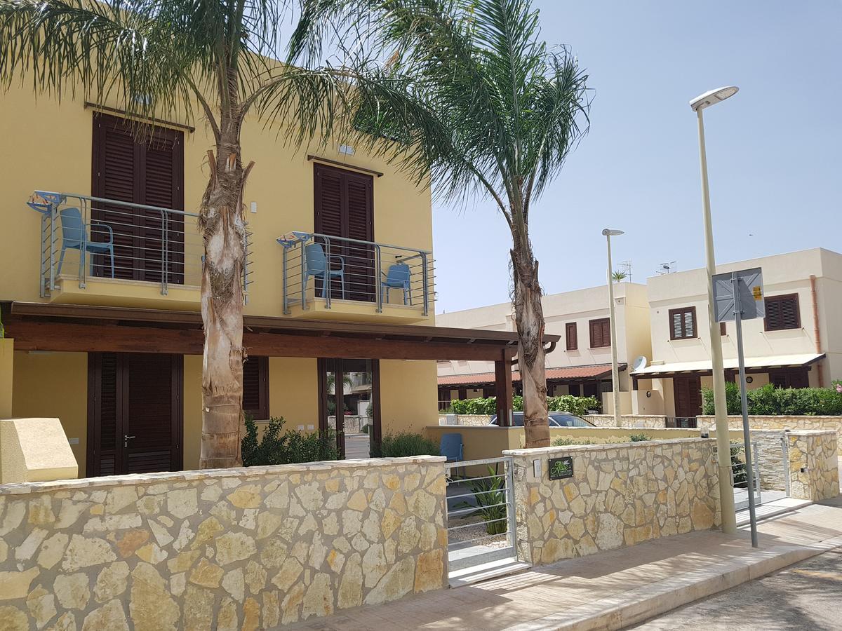 B&B Aloe Comfort Rooms 산비토로카포 외부 사진