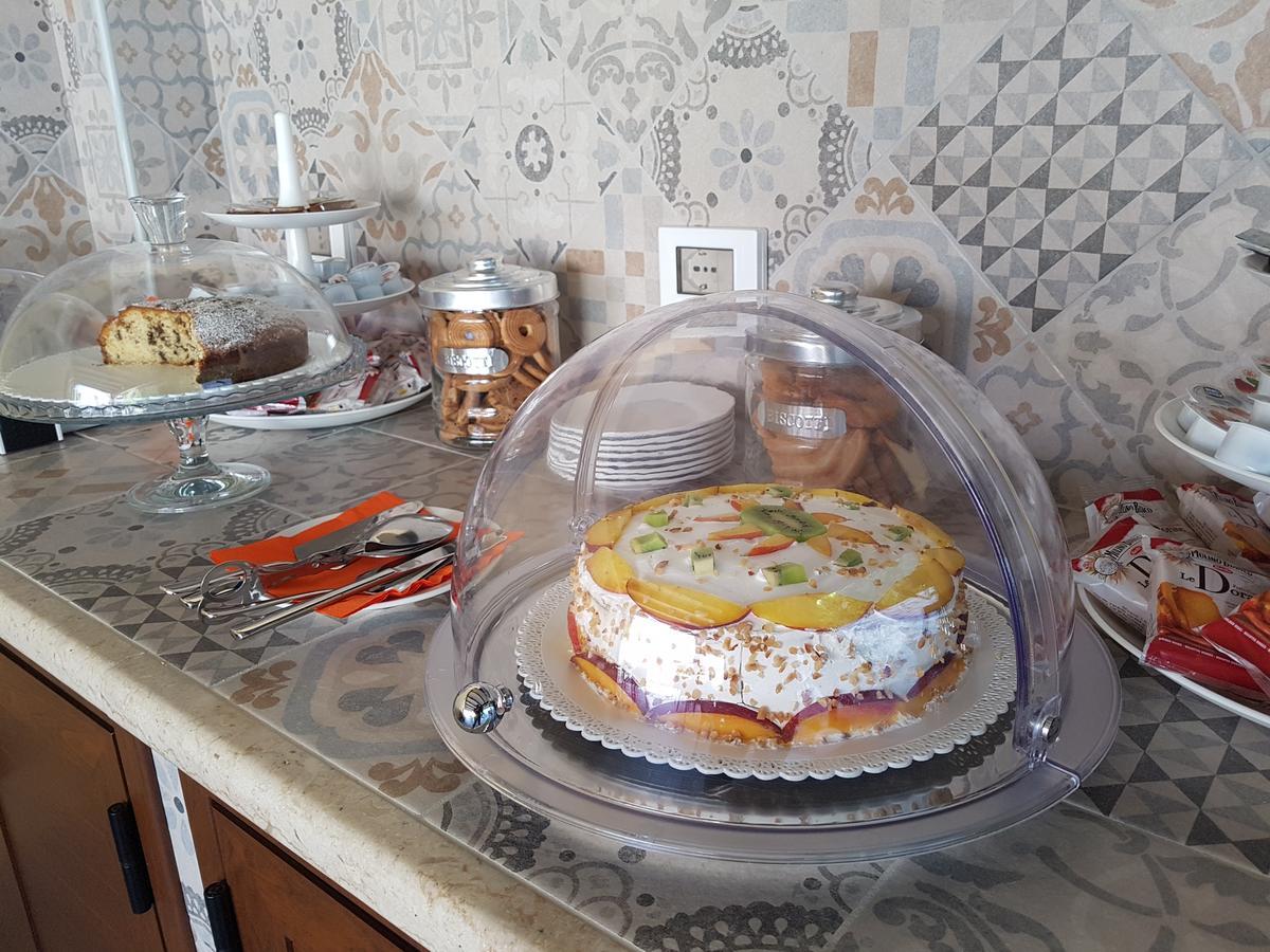 B&B Aloe Comfort Rooms 산비토로카포 외부 사진